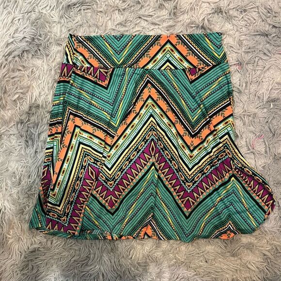 BEnvied Size Medium Aztec Summer Printed Skirt​ - Picture 3 of 4
